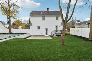 41 Leyden St, Huntington Station, NY 11746 - Photo 28