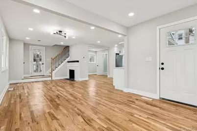 41 Leyden Street, Huntington Station, NY 11746 - Photo 8