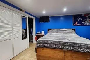 115-16 Poppenhusen Ave, College Point, NY 11356 - Photo 14