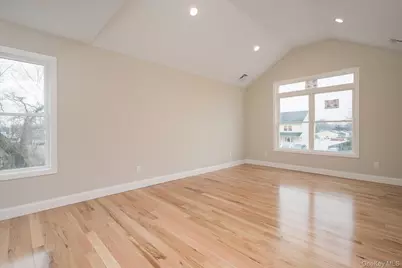 15 Dubois Avenue, Amityville, NY 11701 - Photo 14