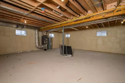 15 Dubois Avenue, Amityville, NY 11701 - Photo 22