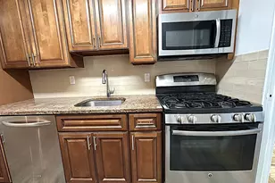 1085 Warburton Ave, Yonkers, NY 10701 - Photo 4