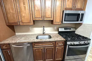 1085 Warburton Ave, Yonkers, NY 10701 - Photo 8