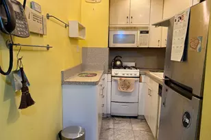 83-25 98th St, Woodhaven, NY 11421 - Photo 4