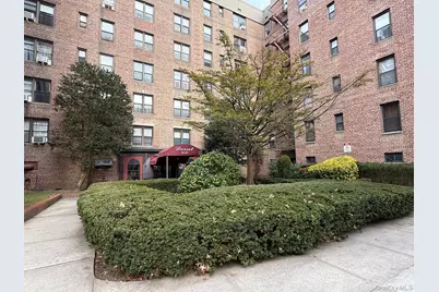 83-25 98 Street #3B, Woodhaven, NY 11421 - Photo 1
