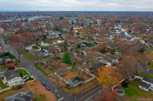 6 Dunwoodie Ave, West Islip, NY 11795 - Photo 24