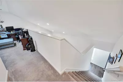 156 Ashley Court, Central Islip, NY 11722 - Photo 10