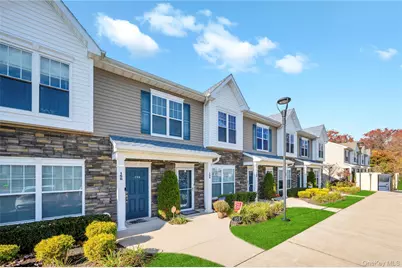 156 Ashley Court, Central Islip, NY 11722 - Photo 2