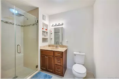 156 Ashley Court, Central Islip, NY 11722 - Photo 18
