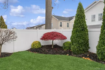 5 Vernon Street, Plainview, NY 11803 - Photo 34
