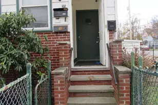 35 Taylor Ave, Poughkeepsie, NY 12601 - Photo 2