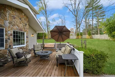 25 Foxwood Road, West Nyack, NY 10994 - Photo 22