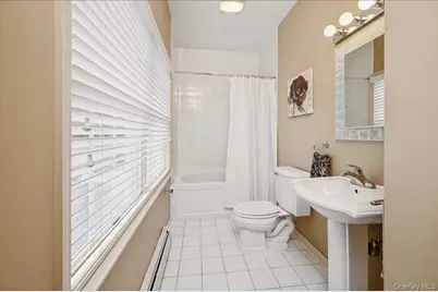 25 Foxwood Road, West Nyack, NY 10994 - Photo 12