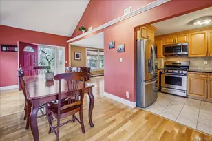 25 Foxwood Rd, West Nyack, NY 10994 - Photo 6