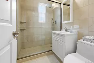 250 Central Ave, Lawrence, NY 11559 - Photo 16