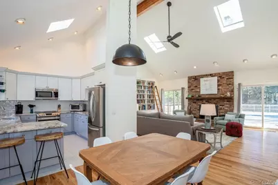 70 Jagger Lane, Westhampton, NY 11977 - Photo 4