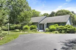 70 Jagger Ln, Westhampton, NY 11977 - Photo 2