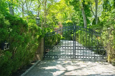 10 Emerson Court, Hampton Bays, NY 11946 - Photo 2