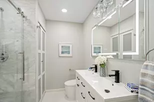 1 Stanford Ct, Wantagh, NY 11793 - Photo 18