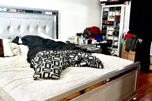 10-09 166th St, Whitestone, NY 11357 - Photo 4