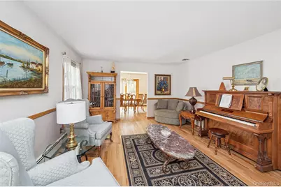 12 Briarwood Court, Saint James, NY 11780 - Photo 16