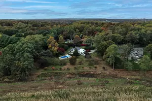 12 Briarwood Ct, Saint James, NY 11780 - Photo 8