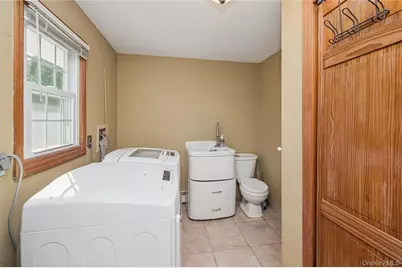12 Briarwood Court, Saint James, NY 11780 - Photo 20