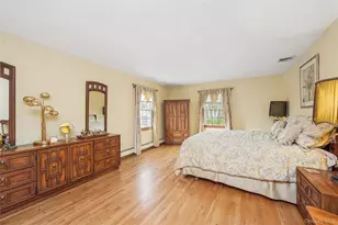 12 Briarwood Ct, Saint James, NY 11780 - Photo 38
