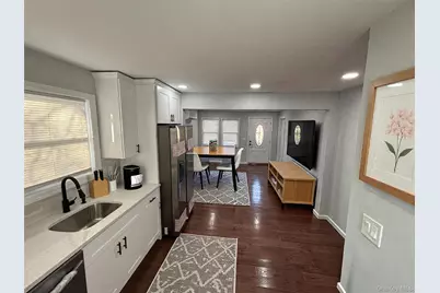 33 Broadway Street, Shirley, NY 11967 - Photo 8