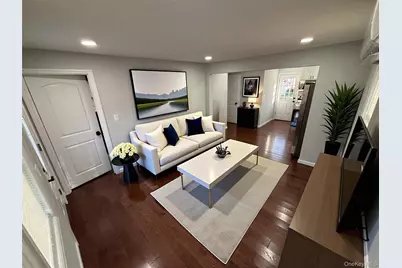 33 Broadway Street, Shirley, NY 11967 - Photo 10