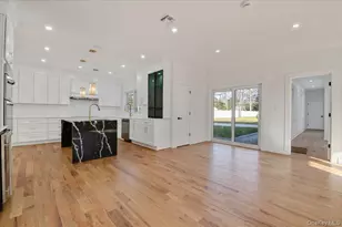 1130A Carlls Straight Path, Dix Hills, NY 11746 - Photo 20