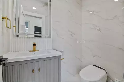 1130A Carlls Straight Path, Dix Hills, NY 11746 - Photo 22