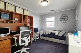 34 Melanie Ln, Syosset, NY 11791 - Photo 14