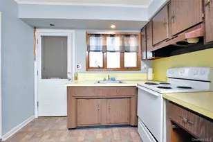 15 2nd Ave, Farmingdale, NY 11735 - Photo 12