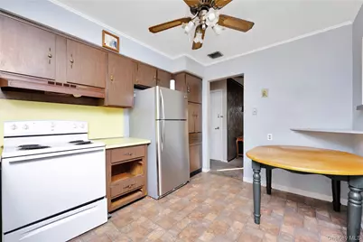 15 2nd Avenue, Farmingdale, NY 11735 - Photo 10