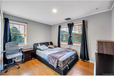 11 Industrial Boulevard, Riverhead, NY 11901 - Photo 20