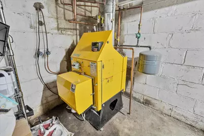 16 Piermont Court, Melville, NY 11747 - Photo 18