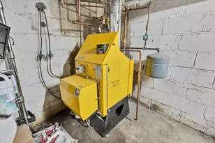 16 Piermont Ct, Melville, NY 11747 - Photo 18