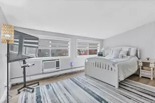 16 Piermont Ct, Melville, NY 11747 - Photo 14