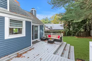 16 Piermont Ct, Melville, NY 11747 - Photo 20