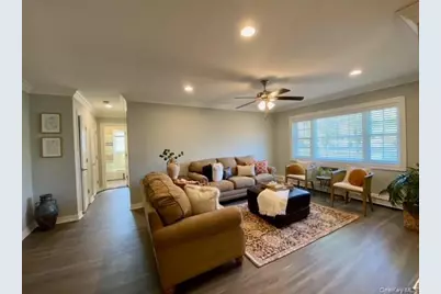 307 Robinson Avenue #5, Patchogue, NY 11772 - Photo 4