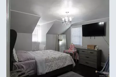 51 Phoenix Street, Hempstead, NY 11550 - Photo 8