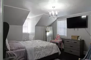 51 Phoenix St, Hempstead, NY 11550 - Photo 8