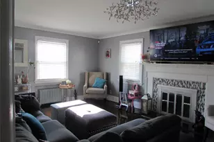 51 Phoenix St, Hempstead, NY 11550 - Photo 4