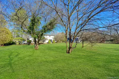 6 Penelope Lane, Huntington, NY 11743 - Photo 32