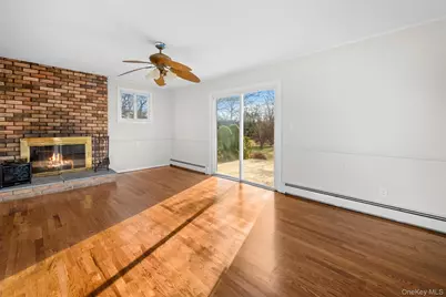 6 Penelope Lane, Huntington, NY 11743 - Photo 12