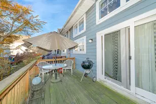 5 Northwood Blvd, Central Islip, NY 11722 - Photo 6