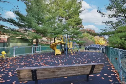 1374 Midland Avenue #101, Bronxville, NY 10708 - Photo 22