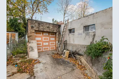 1012 E 225th Street, Bronx, NY 10466 - Photo 20