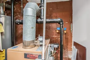 1012 E 225th St, Bronx, NY 10466 - Photo 18